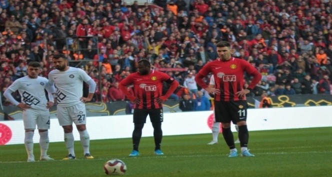 Eskişehirspor’da Milinkovic ile yollar ayrıldı