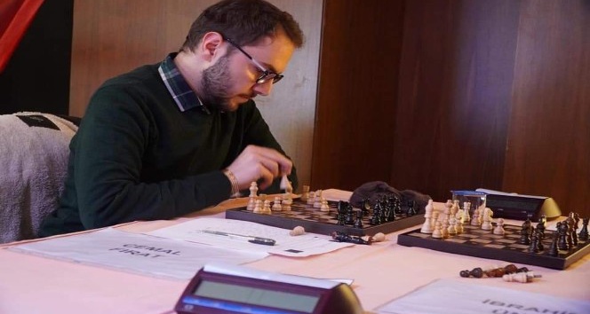 Satrançta İnönü’ye altın gurur