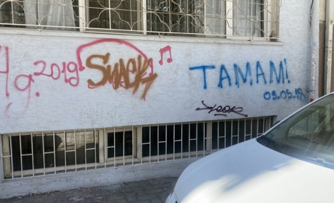 Görüntü kirliliği almış başını gidiyor