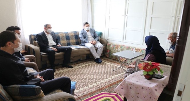 Şehit ailelerine ziyaret