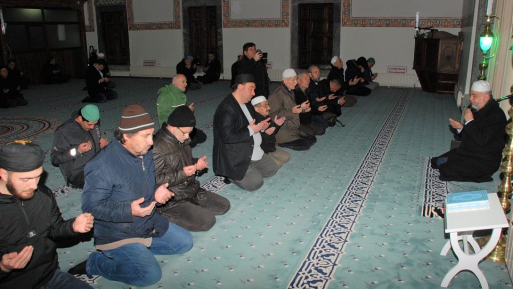 İstiklal şairimiz vefatının 86. yılında anıldı