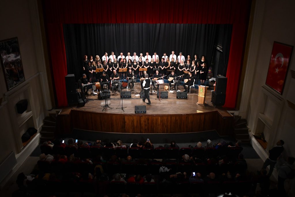 THM korosundan yeni yıl konseri