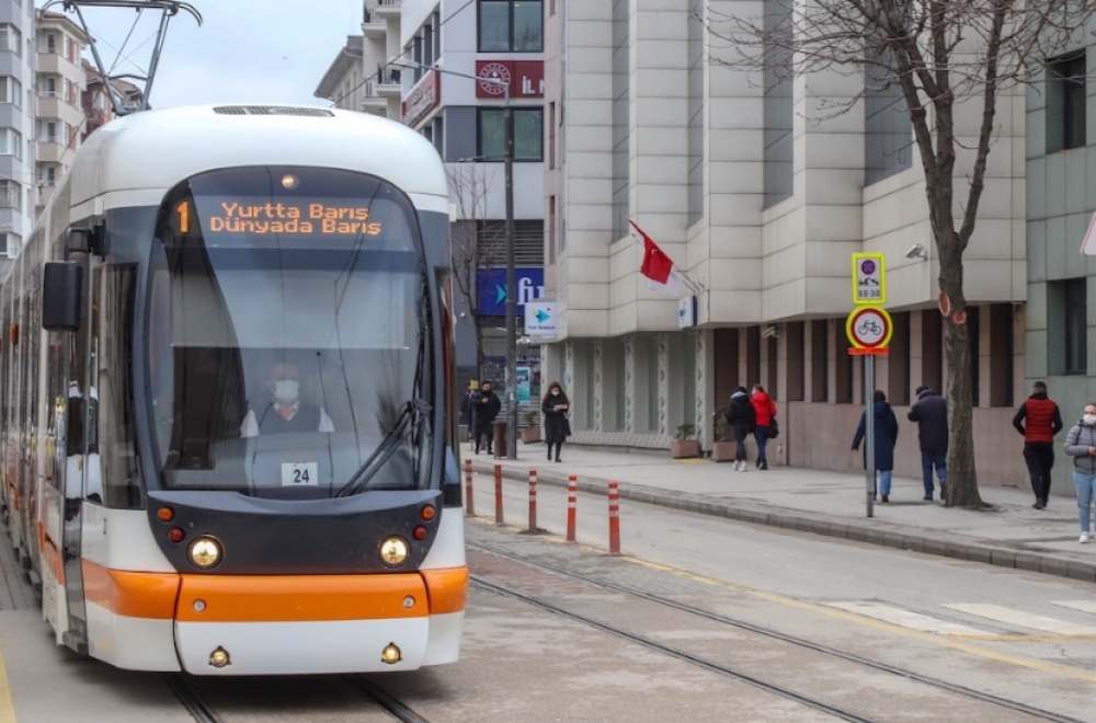 ESTRAM 18 yılda rekor yolcu taşıdı