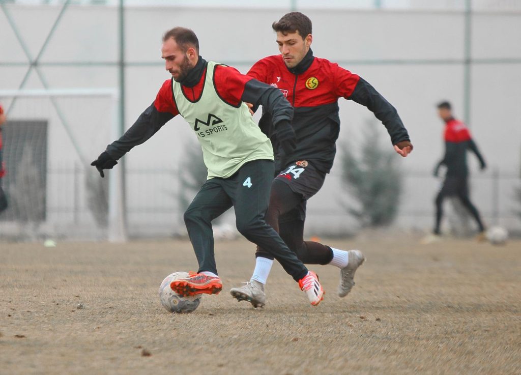 Eskişehirspor yeni haftaya hazırlanıyor