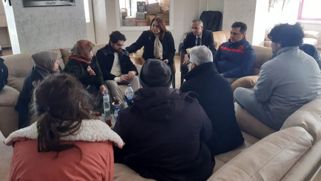 99 depremzede Eskişehir Öğretmenevine yerleştirildi