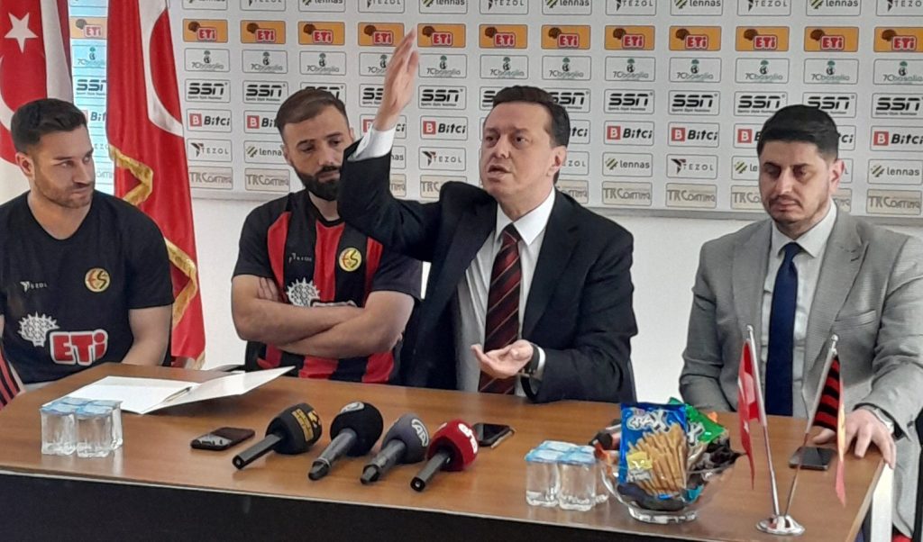 Hatipoğlu’dan büyük jest! Es-Es transfere başladı