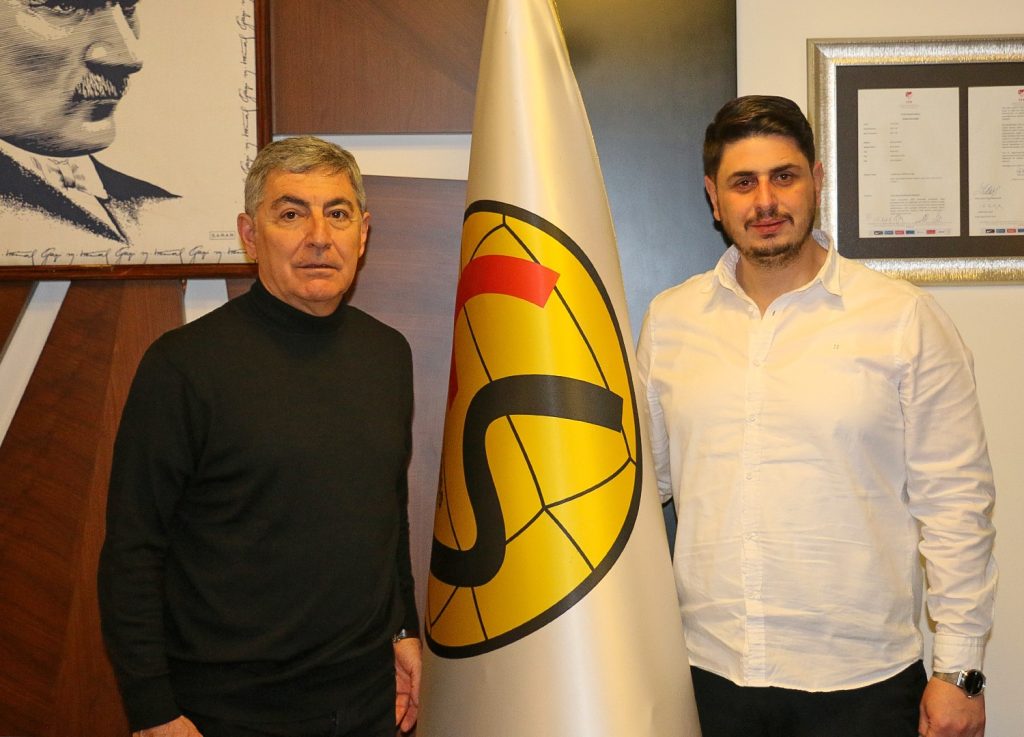Eskişehirspor’un hocası Özcan Kızıltan oldu