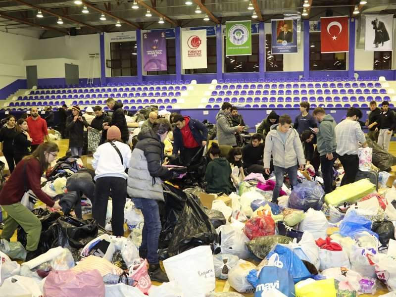 Odunpazarı, deprem bölgesine seferber oldu