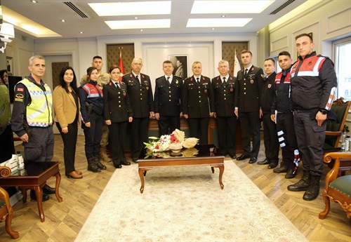 Jandarma personelinden Yaman Ağırlar’a Polis Haftası ziyareti