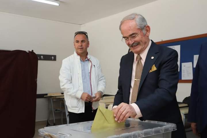 Büyükerşen oyunu kullandı