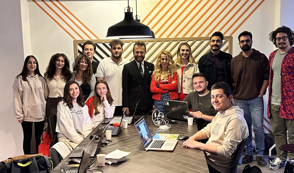 Tepebaşı’nda anlamlı kolaj atölyesi