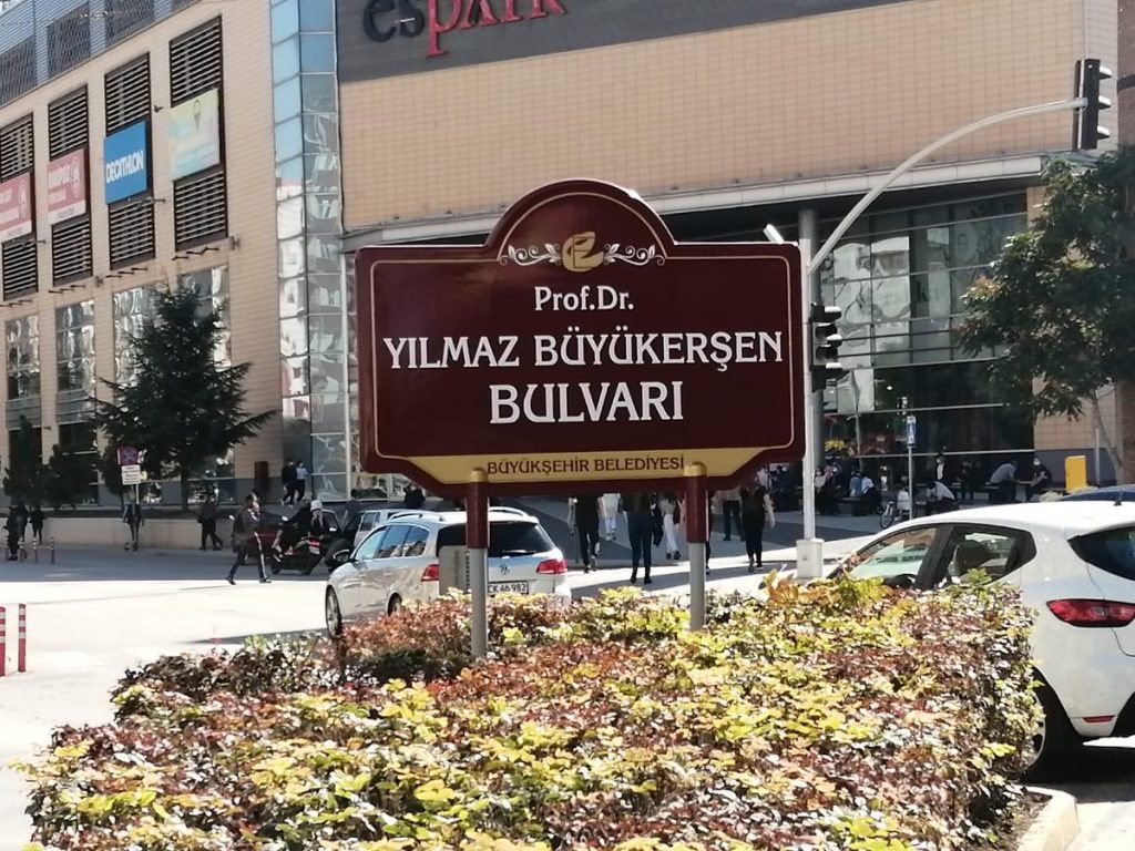 Sürücüler dikkat! O cadde yol çalışması nedeniyle trafiğe kapatılacak