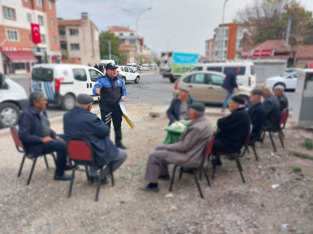 Polis dolandırıcılara karşı uyardı