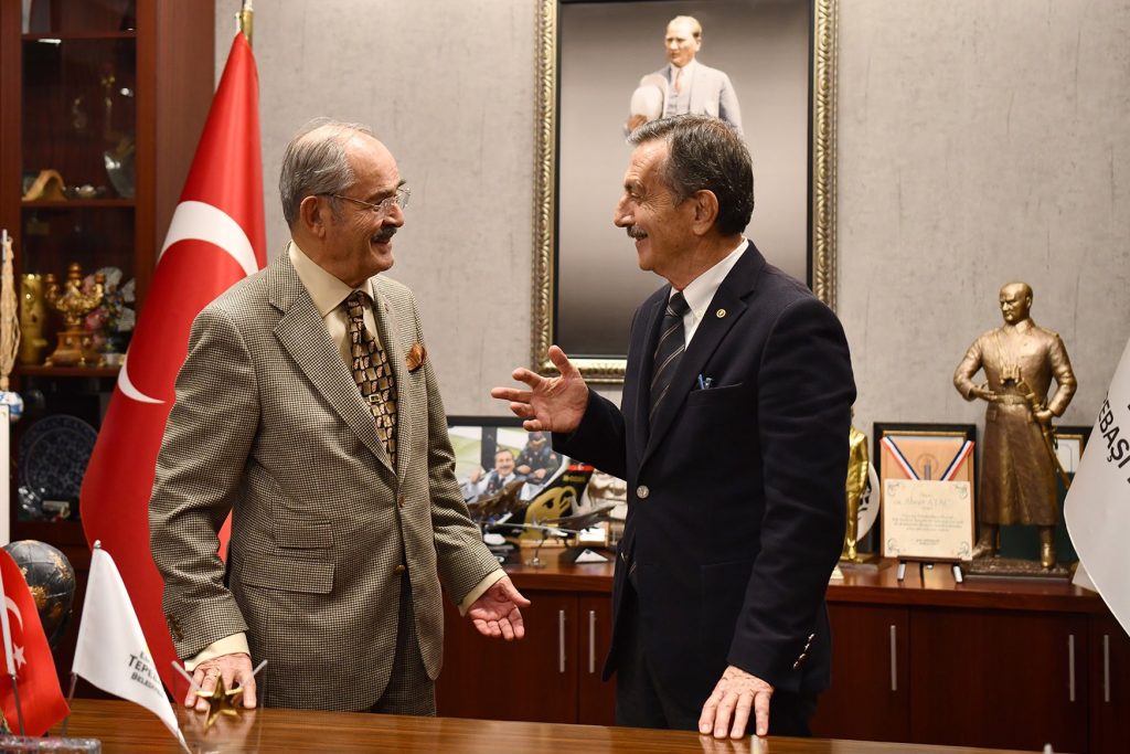 Başkanların özel görüşmesi akıllarda soru işaretleri bıraktı