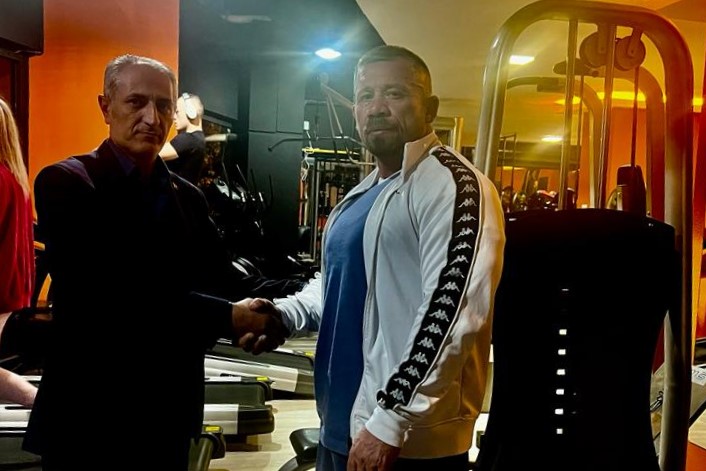 En büyük hedefleri, gençleri topluma kazandırmak