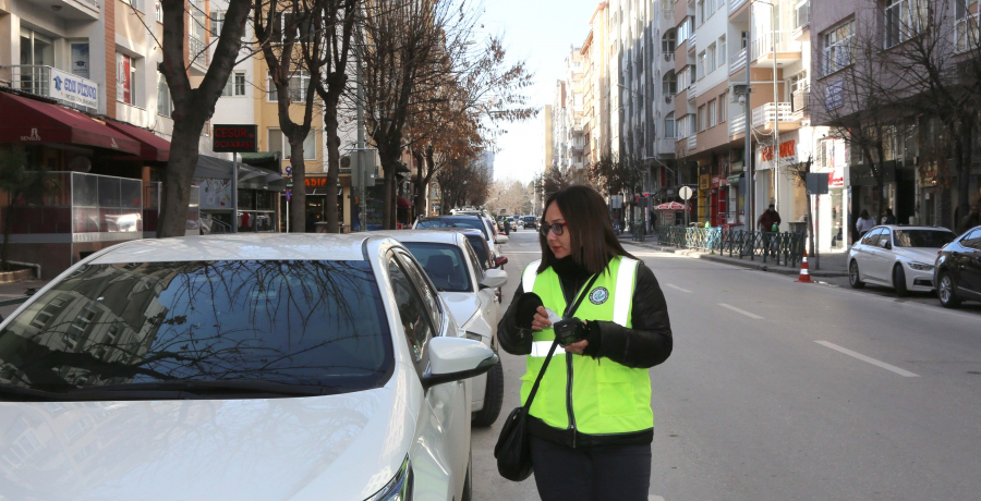 Cadde üstü otoparklara yeni fiyat tarifesi