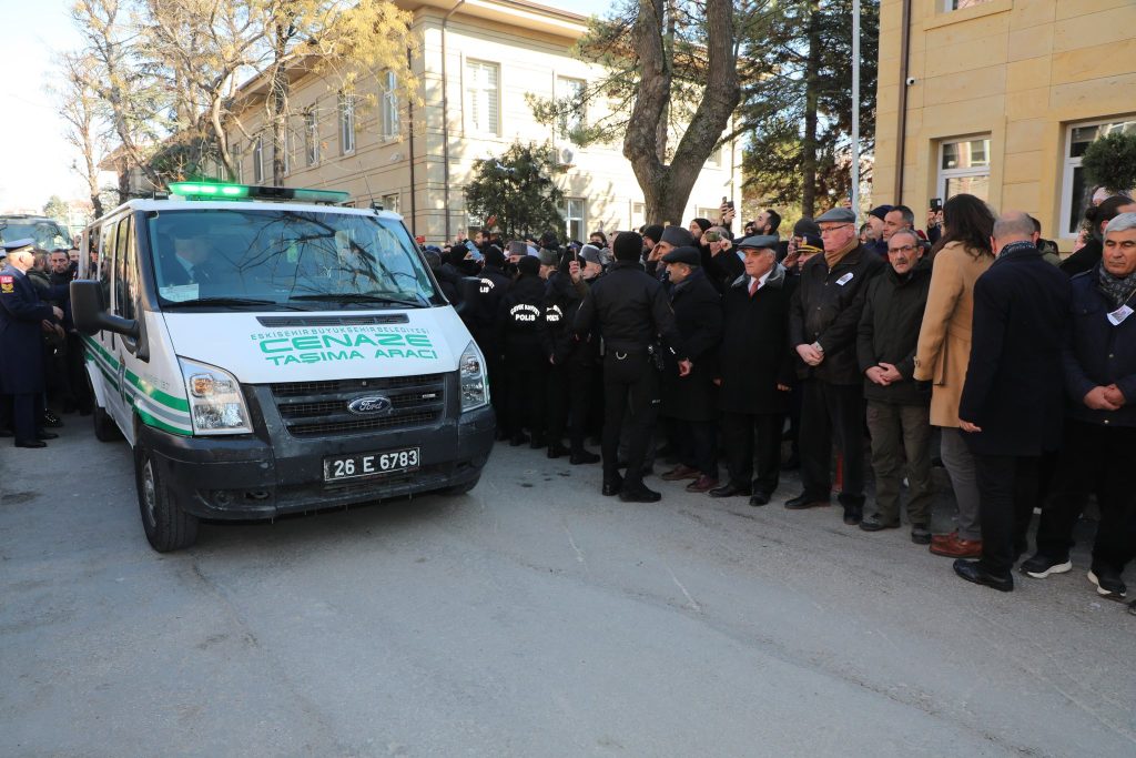 Pençe-Kilit şehidimiz son yolcuğuna dualarla uğurlandı