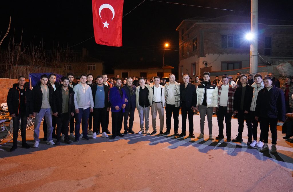 Başkan Ataç 19 genci askere uğurladı