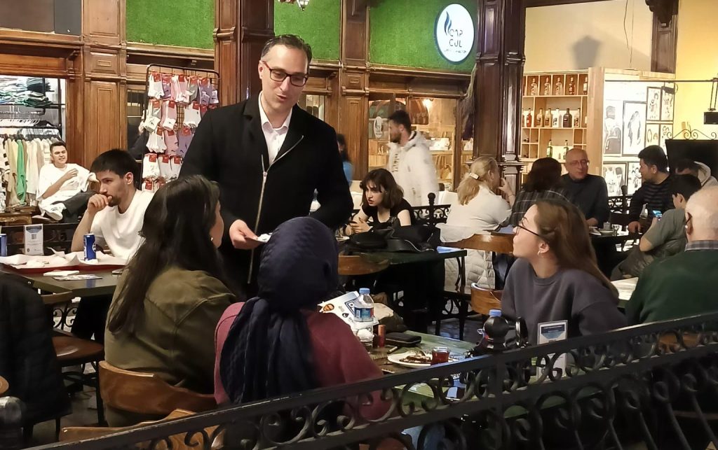 Çelik Erimez, Haller Gençlik Merkezi’ni ziyaret etti