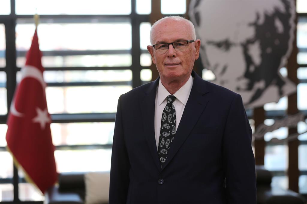 Kazım Kurt: “Rehavete kapılmak yok”