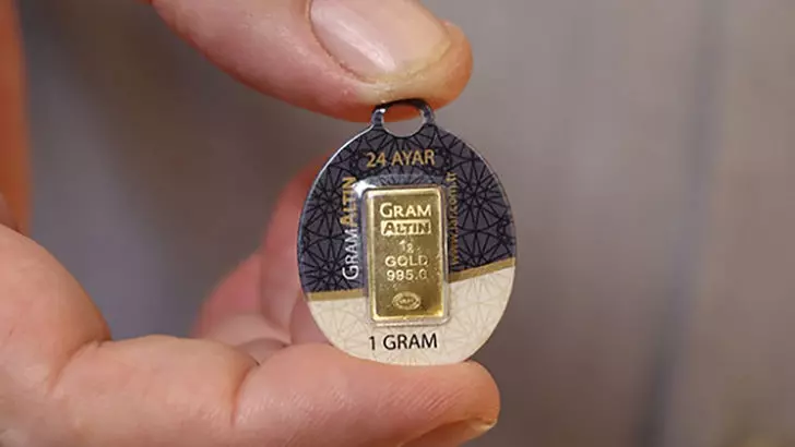 Piyasadaki gram altın yokluğu bir krizi de beraberinde getirdi