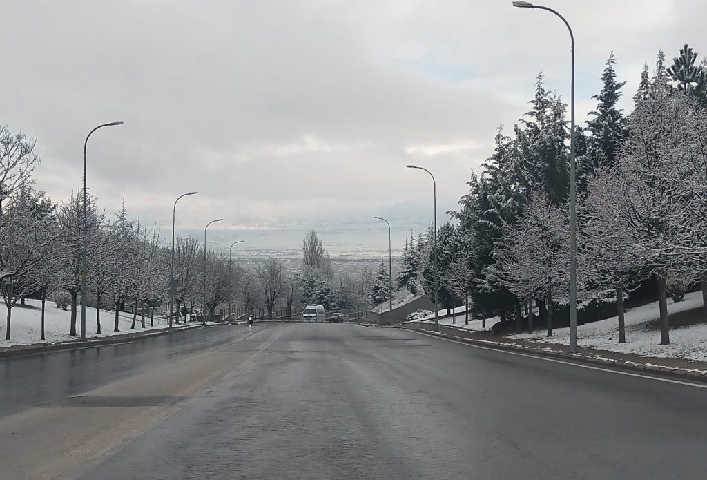 Eskişehir’de kar sürprizi