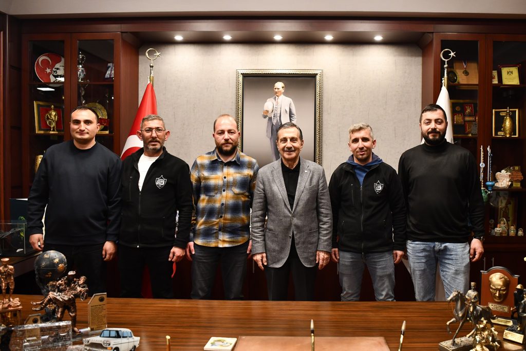 Menderes Kopal ve ekibinden Başkan Ataç’a ziyaret