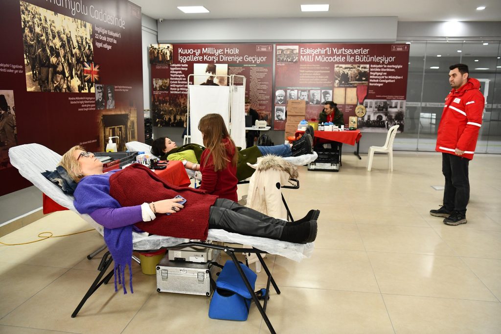 Tepebaşı’ndan kan bağışı kampanyasına destek