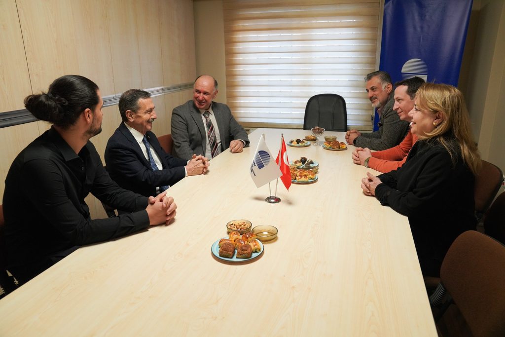 Ahmet Ataç’tan EMO’ya ziyaret