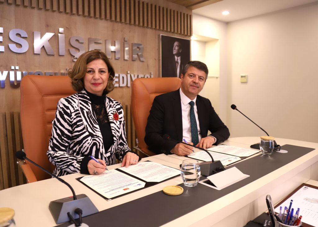 Eskişehir Büyükşehir Belediyesi, Adıyaman’a 15 bin metrekarelik park yapılacak