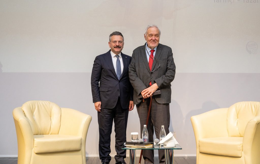 Eskişehir’de Türk Kültürü ve Yunus Emre söyleşisi düzenlendi