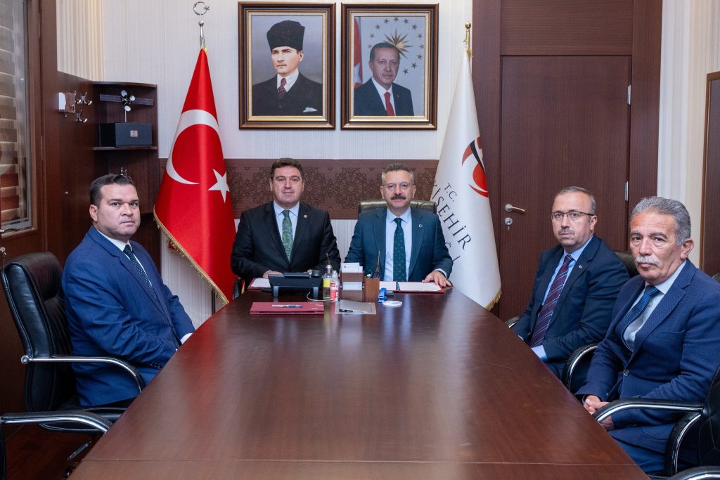 Yükümlülerin resmi okullarda çalıştırılması için imzalar atıldı