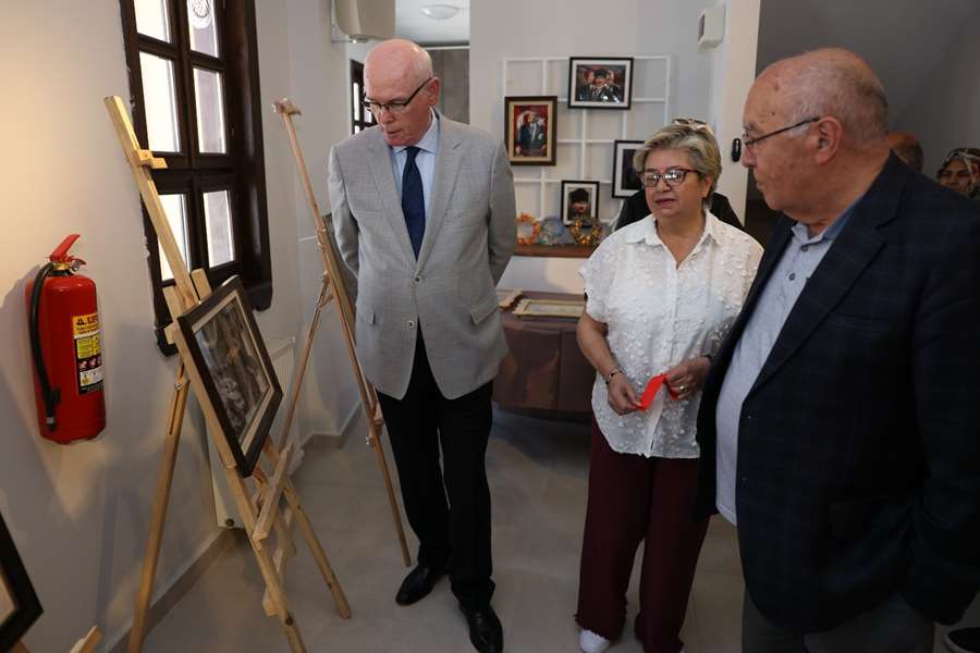 Emek ve sanat, Kağıt Rölyef Sergisi’nde buluştu