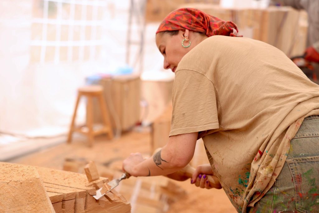 8. Uluslararası Ahşap Heykel Festivali coşkuyla başladı