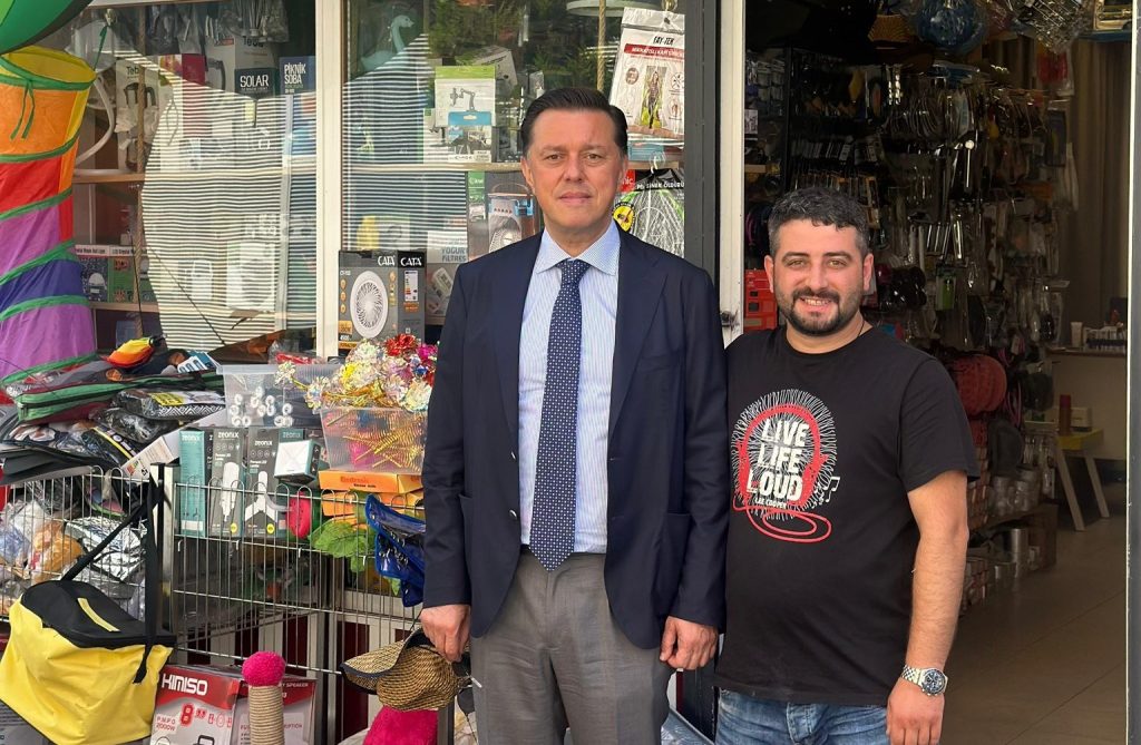 Hatipoğlu’ndan Odunpazarı esnafına ziyaret