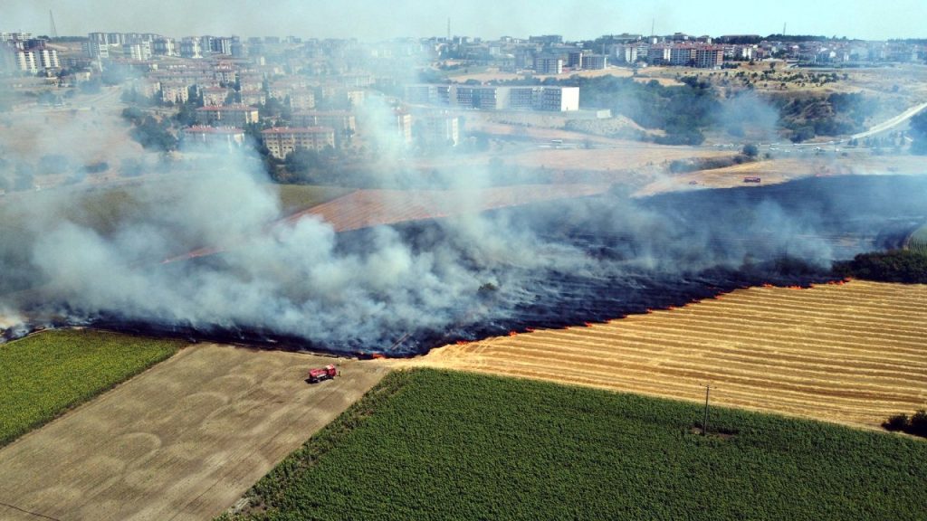 Valilikten vatandaşlara yangın uyarısı!