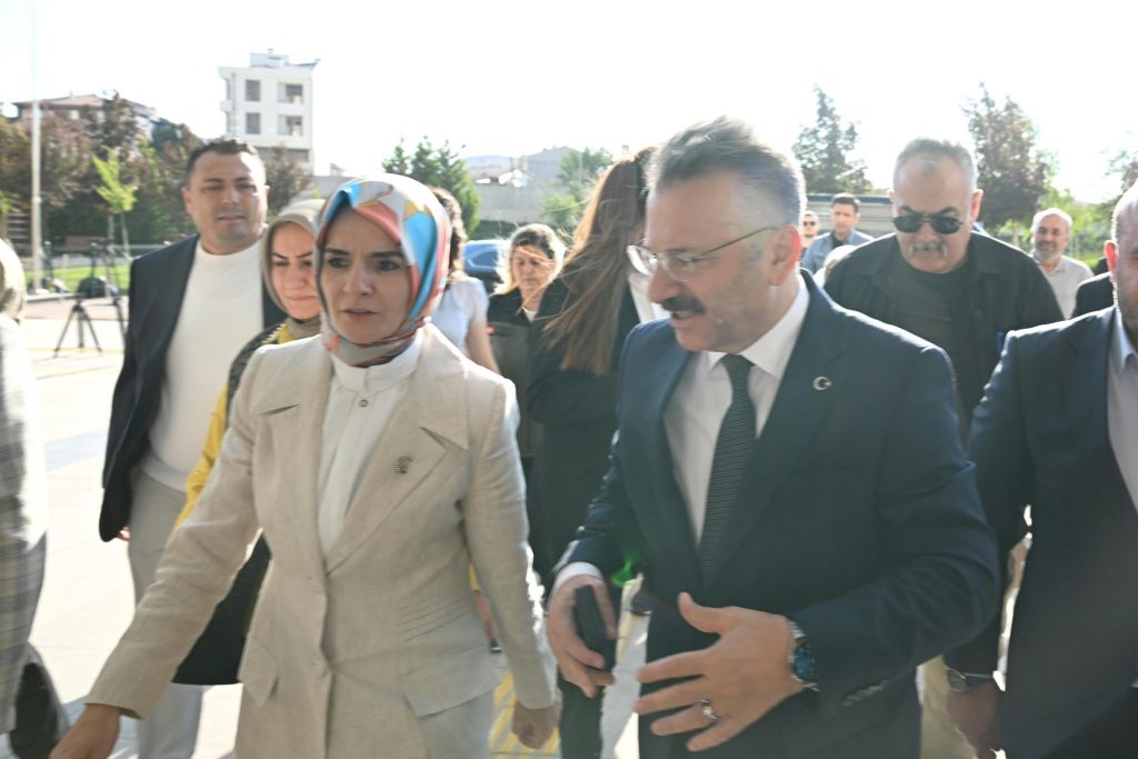 Bakan Göktaş’tan yaralı orman işçisine ziyaret