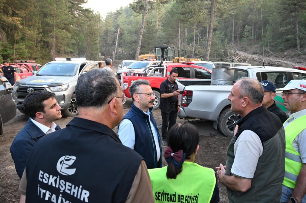 Vali Hüseyin Aksoy: “60 hektar alan zarar gördü”
