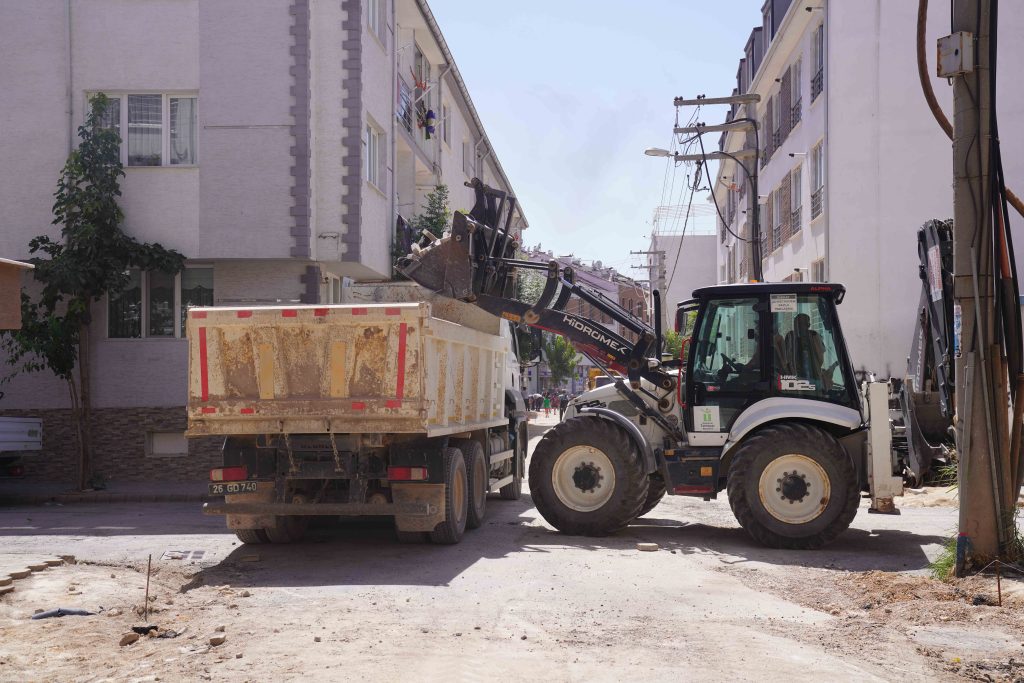 Sütlüce Mahallesi’nde çalışmalar hızlandı