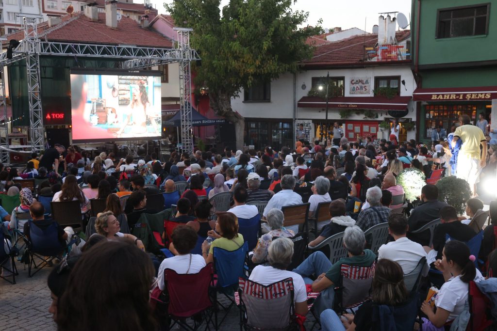 Açık Hava Film Günleri 2 Ağustos’ta yeniden başlıyor