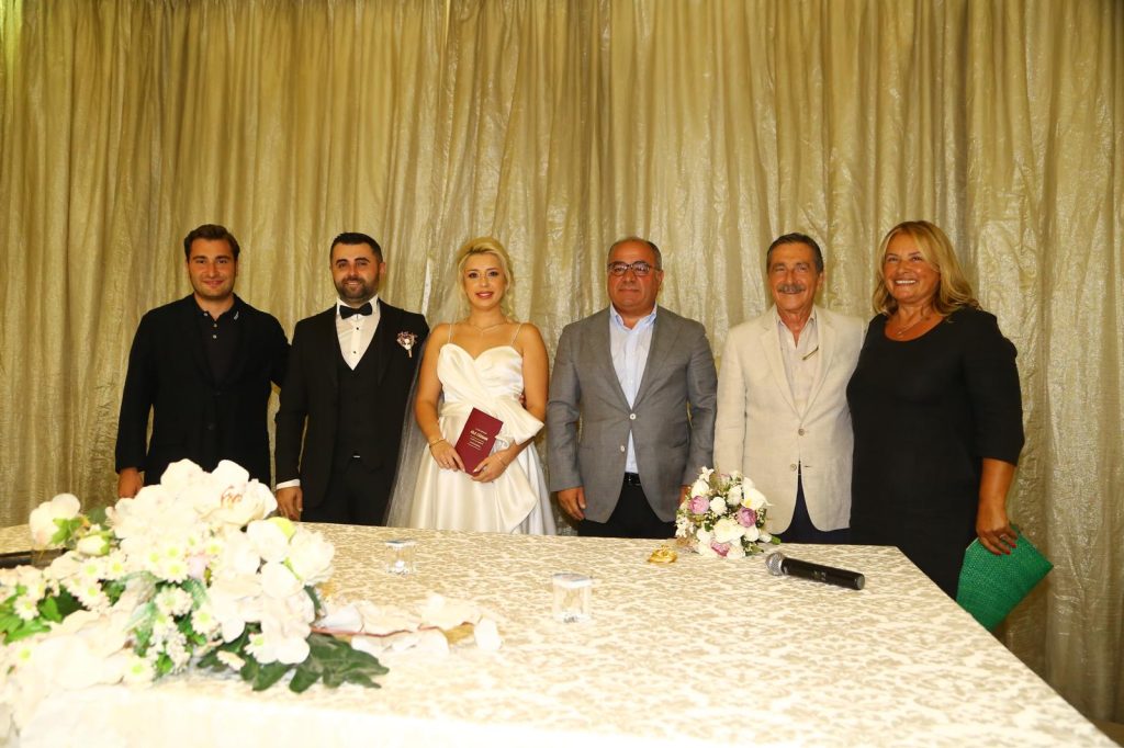 Duygu ve Uğur mutluluğa ‘Evet’ dedi