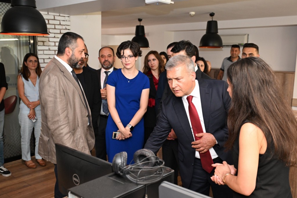 AnaHaber lansman töreni ile açıldı