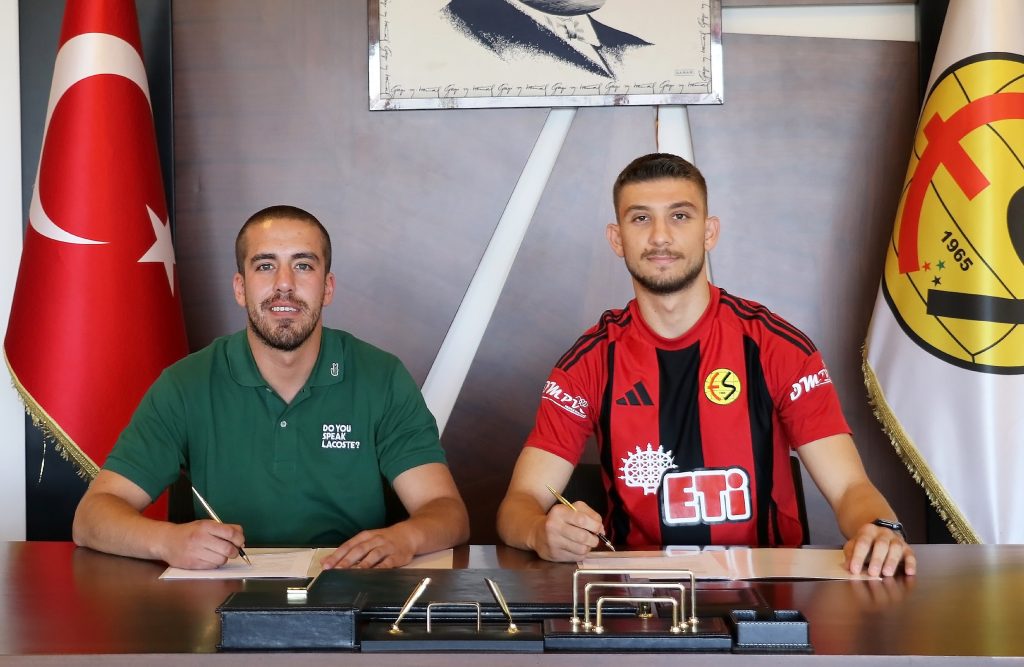 Cem Güzelbay Eskişehirspor’da!