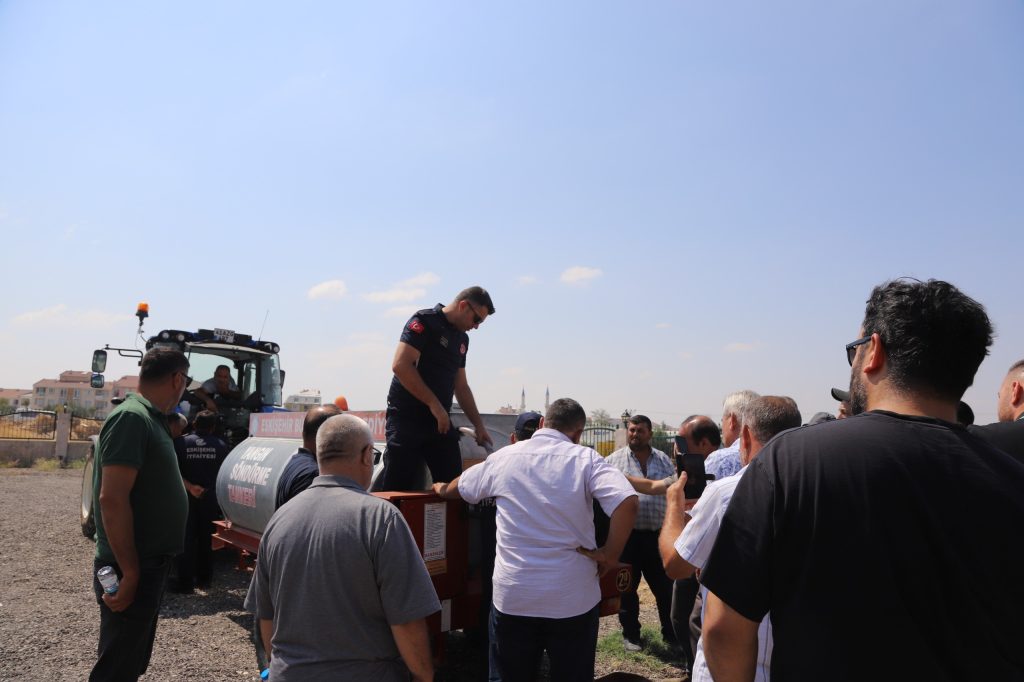 Eskişehir itfaiyesinden kırsala yangın eğitimi