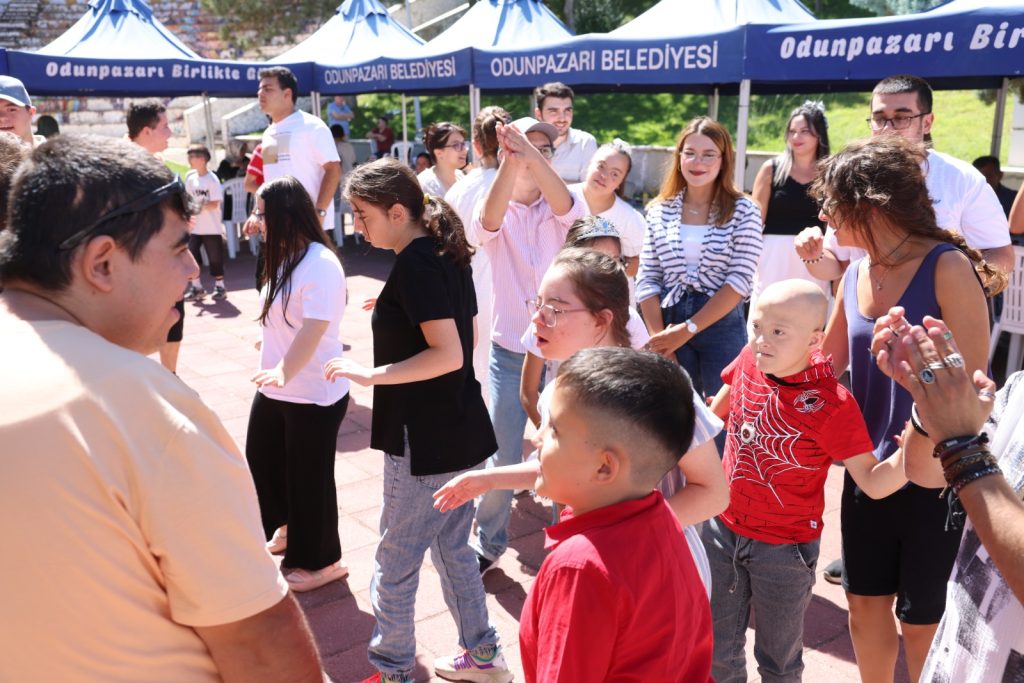 Odunpazarı’nda Engelsiz Yaz Kursları sona erdi