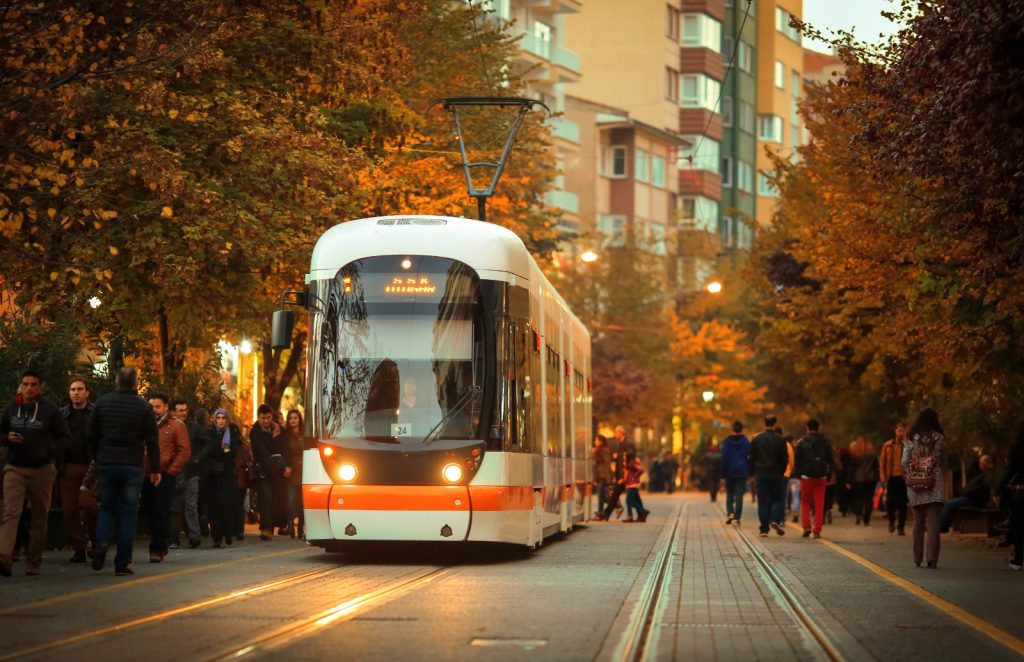 ESTRAM uyardı! Tramvay seferleri 3 gün duracak