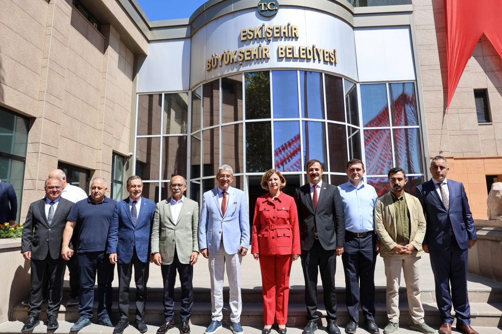 Başkan Ünlüce Gökhan Günaydın’ı konuk etti