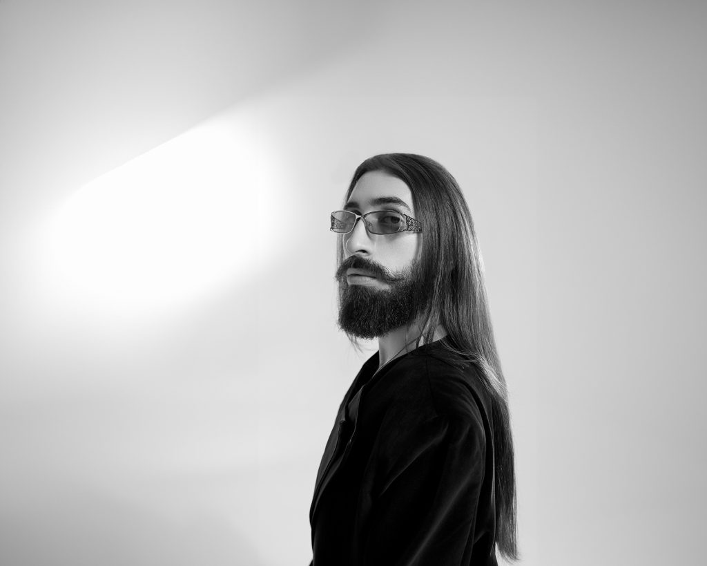 Sempozyum final konserini Emre Fel ile yapacak