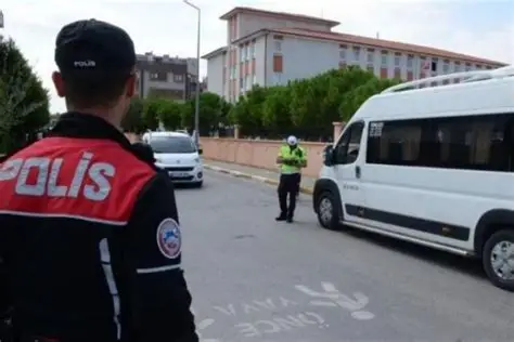 Okul servisleri ve çevresi denetlendi