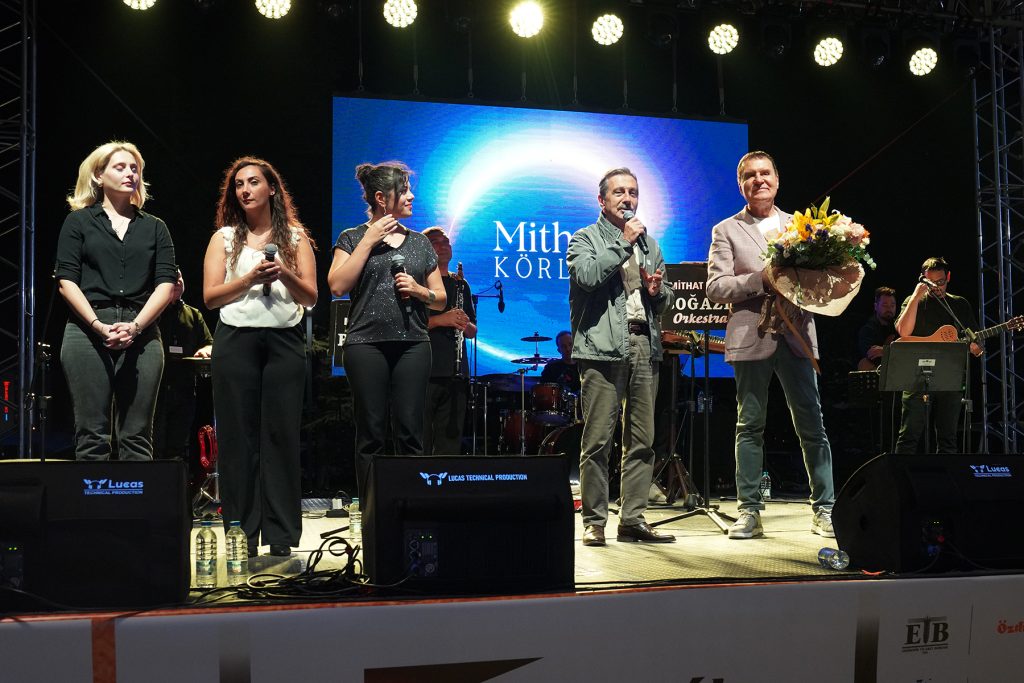 Eskişehir’in sevilen sesi Mithat Körler sempozyumda sahne aldı